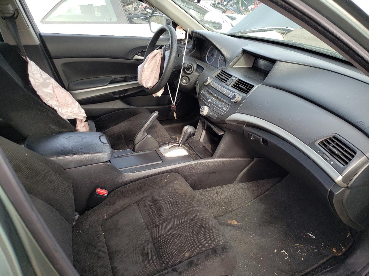 Photo 5 from auction – 2010 HONDA ACCORD EX with VIN 1HGCP2F70AA056705