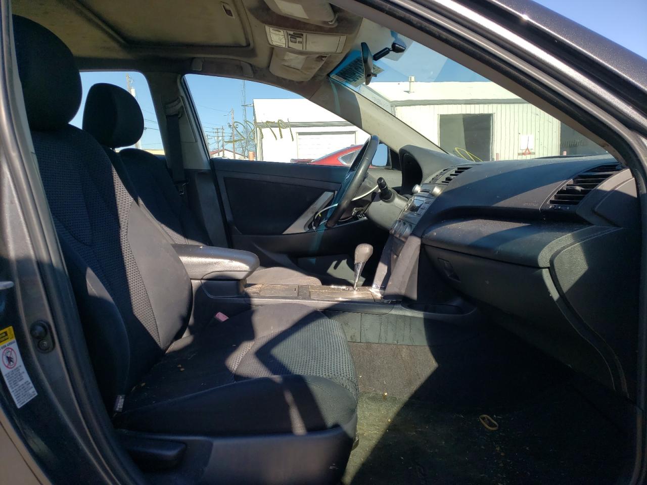 Photo 5 from auction – 2011 TOYOTA CAMRY BASE with VIN 4T1BF3EKXBU219235