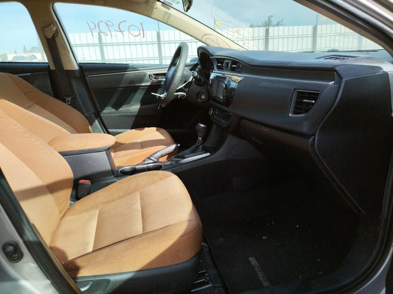Photo 5 from auction – 2015 TOYOTA COROLLA L with VIN 2T1BURHE3FC393783
