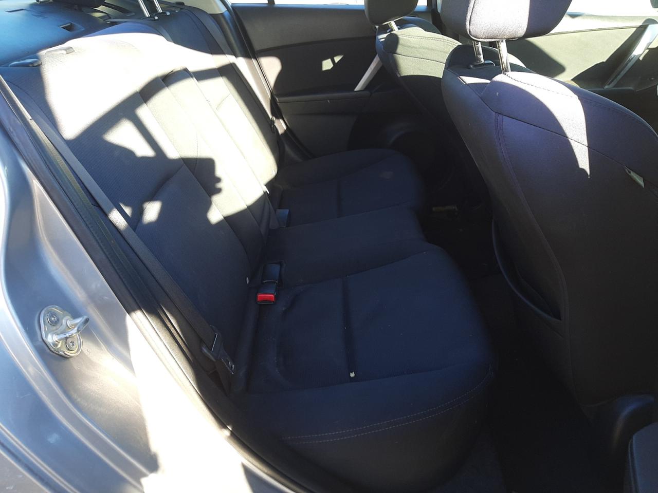Photo 6 from auction – 2011 MAZDA 3 S with VIN JM1BL1U61B1427933