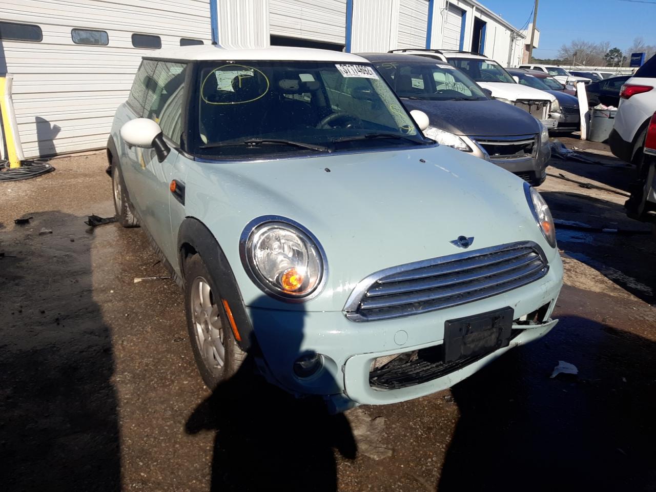 MINI COOPER 2013 with VIN WMWSU3C51DT687836 - Photo from auction
