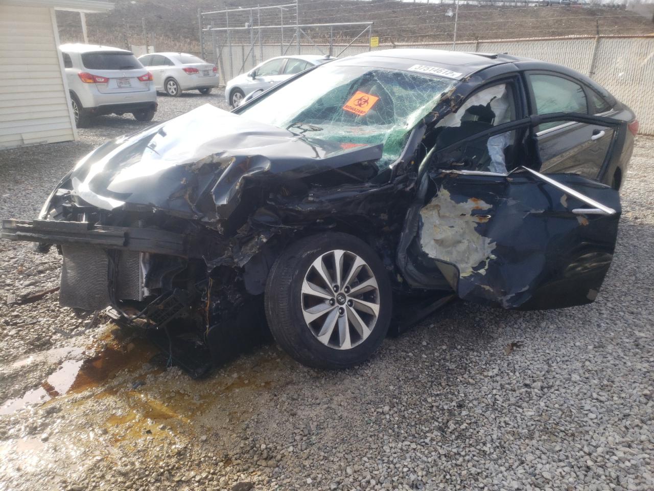 Photo 2 from auction – 2014 HYUNDAI SONATA SE with VIN 5NPEC4AC4EH827216