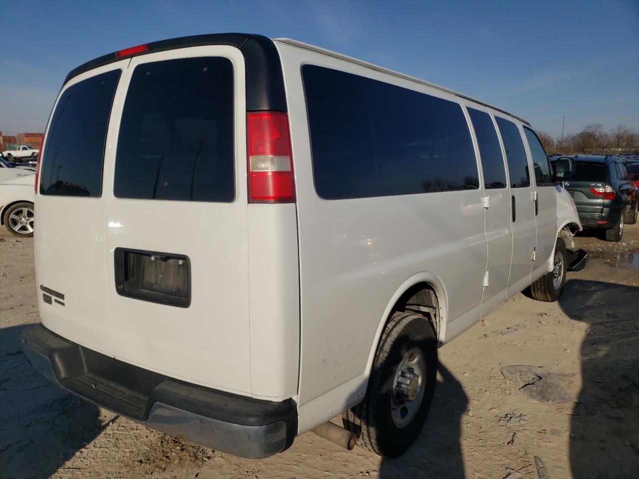 Photo 4 from auction – 2014 CHEVROLET EXPRESS G3 with VIN 1GAZG1FG7E1159539