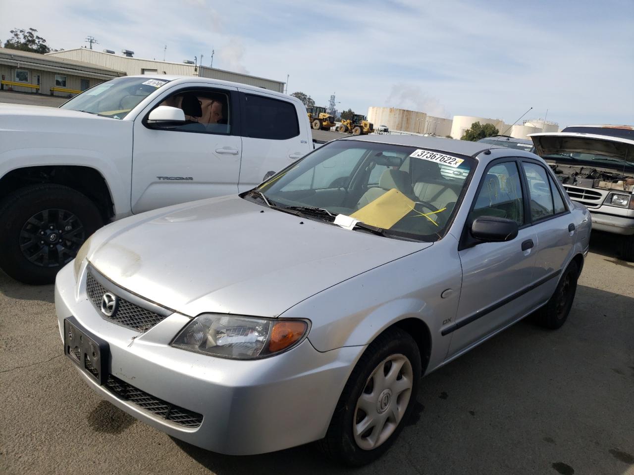 Photo 2 from auction – 2003 MAZDA PROTEGE with VIN JM1BJ225830130199