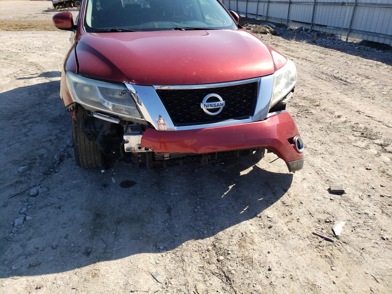 Photo 9 from auction – 2015 NISSAN PATHFINDER with VIN 5N1AR2MN3FC700206
