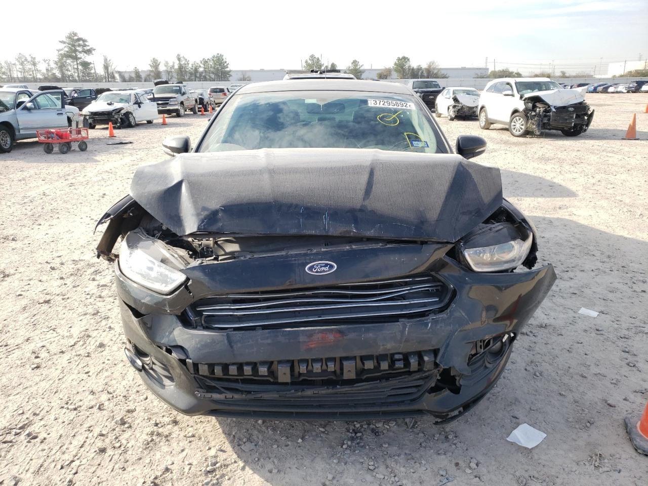 Photo 9 from auction – 2015 FORD FUSION SE with VIN 3FA6P0HD2FR136478