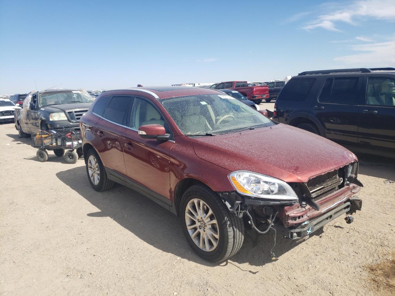 VOLVO XC60 T6 2010 with VIN YV4992DZ8A2024244 - Photo from auction