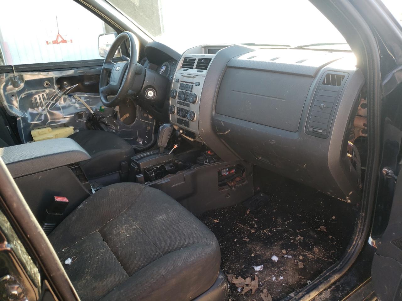 Photo 5 from auction – 2008 FORD ESCAPE XLT with VIN 1FMCU93158KD74836