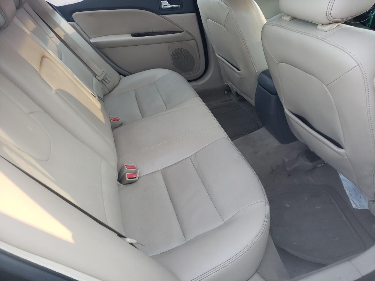 Photo 6 from auction – 2010 FORD FUSION SEL with VIN 3FAHP0JA4AR325859