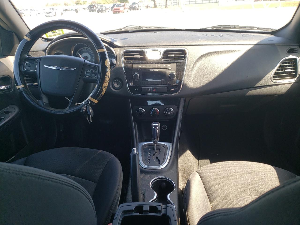 Photo 9 from auction – 2012 CHRYSLER 200 LX with VIN 1C3CCBAB4CN282008