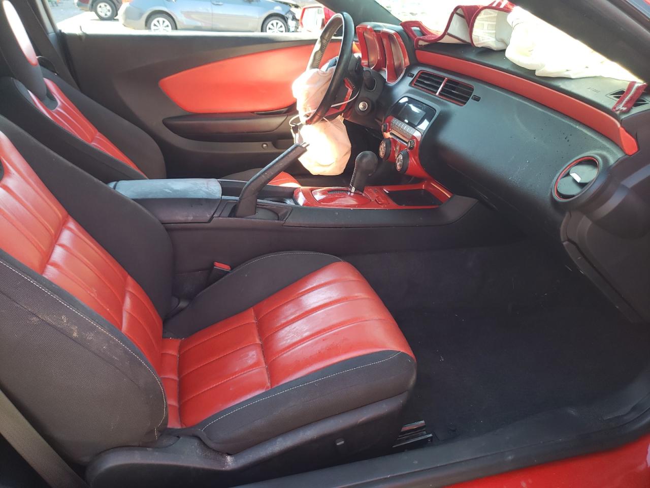 Photo 5 from auction – 2010 CHEVROLET CAMARO LT with VIN 2G1FB1EV5A9114462