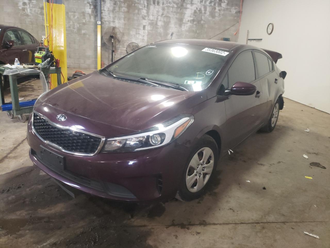 Photo 2 from auction – 2018 KIA FORTE LX with VIN 3KPFK4A72JE201169