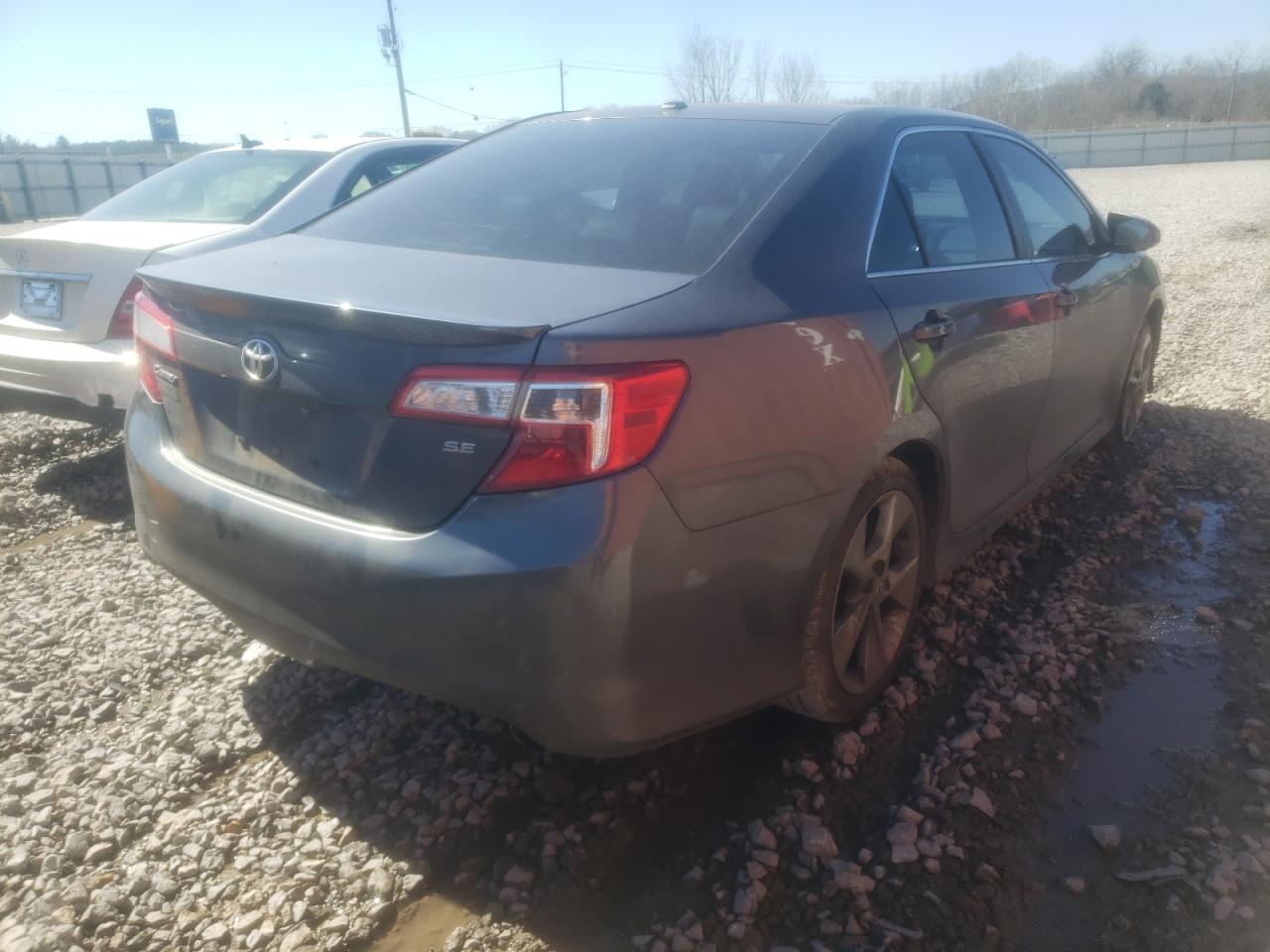 Photo 4 from auction – 2014 TOYOTA CAMRY L with VIN 4T1BF1FK7EU472522