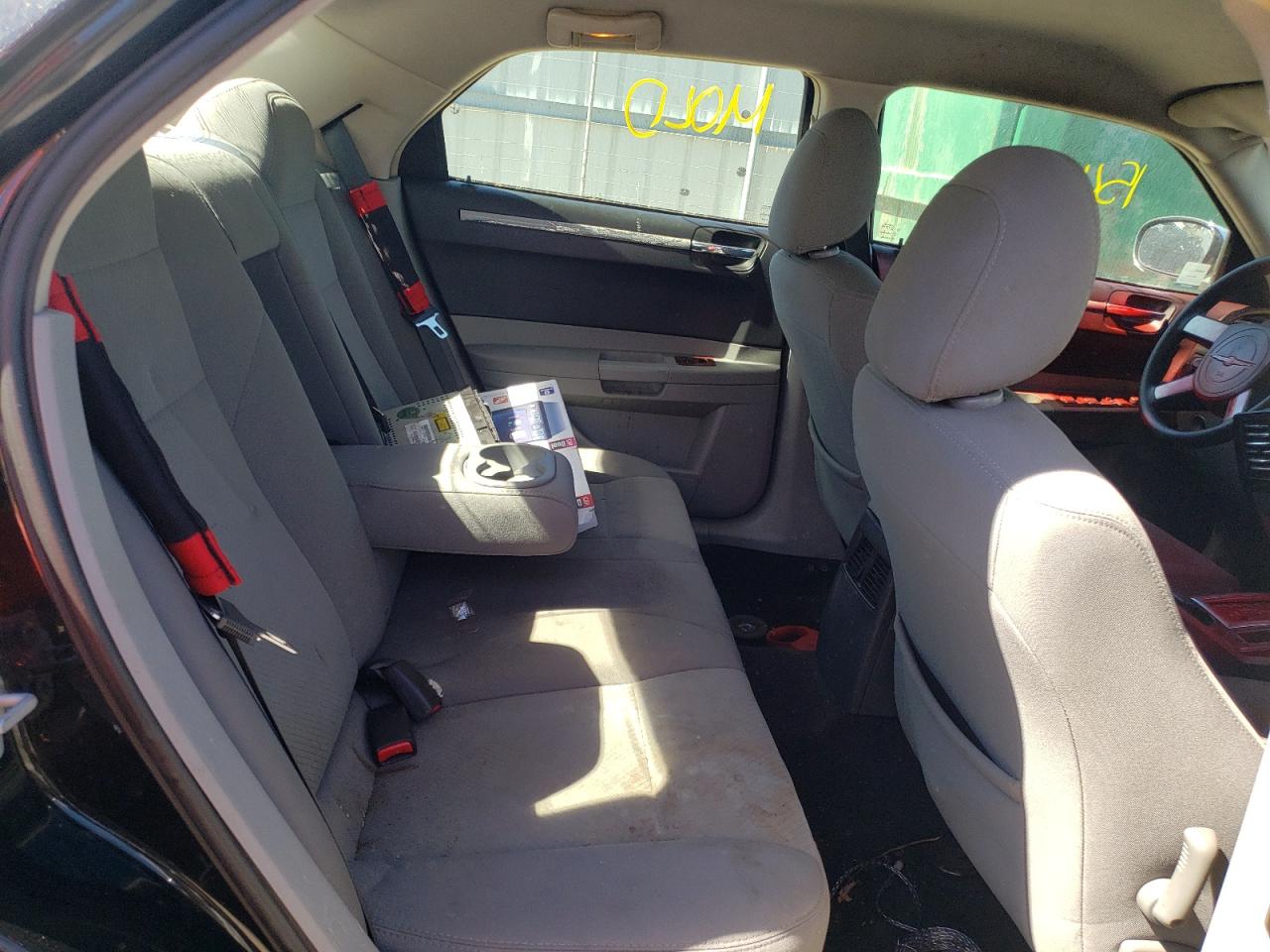 Photo 6 from auction – 2007 CHRYSLER 300 with VIN 2C3KA43R87H733060
