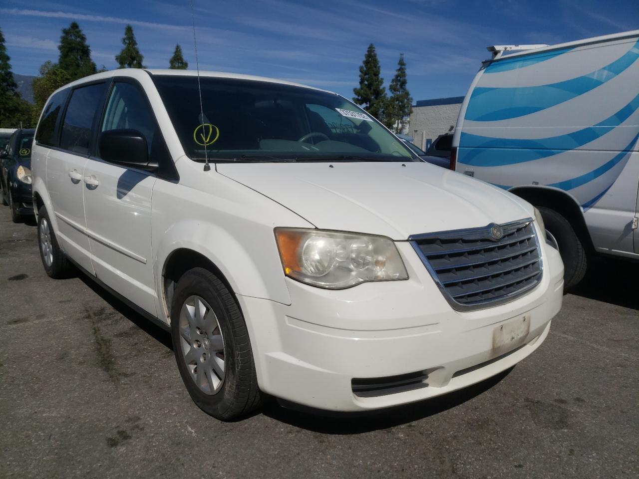 Photo 1 from auction – 2010 CHRYSLER TOWN & COU with VIN 2A4RR4DE0AR213686