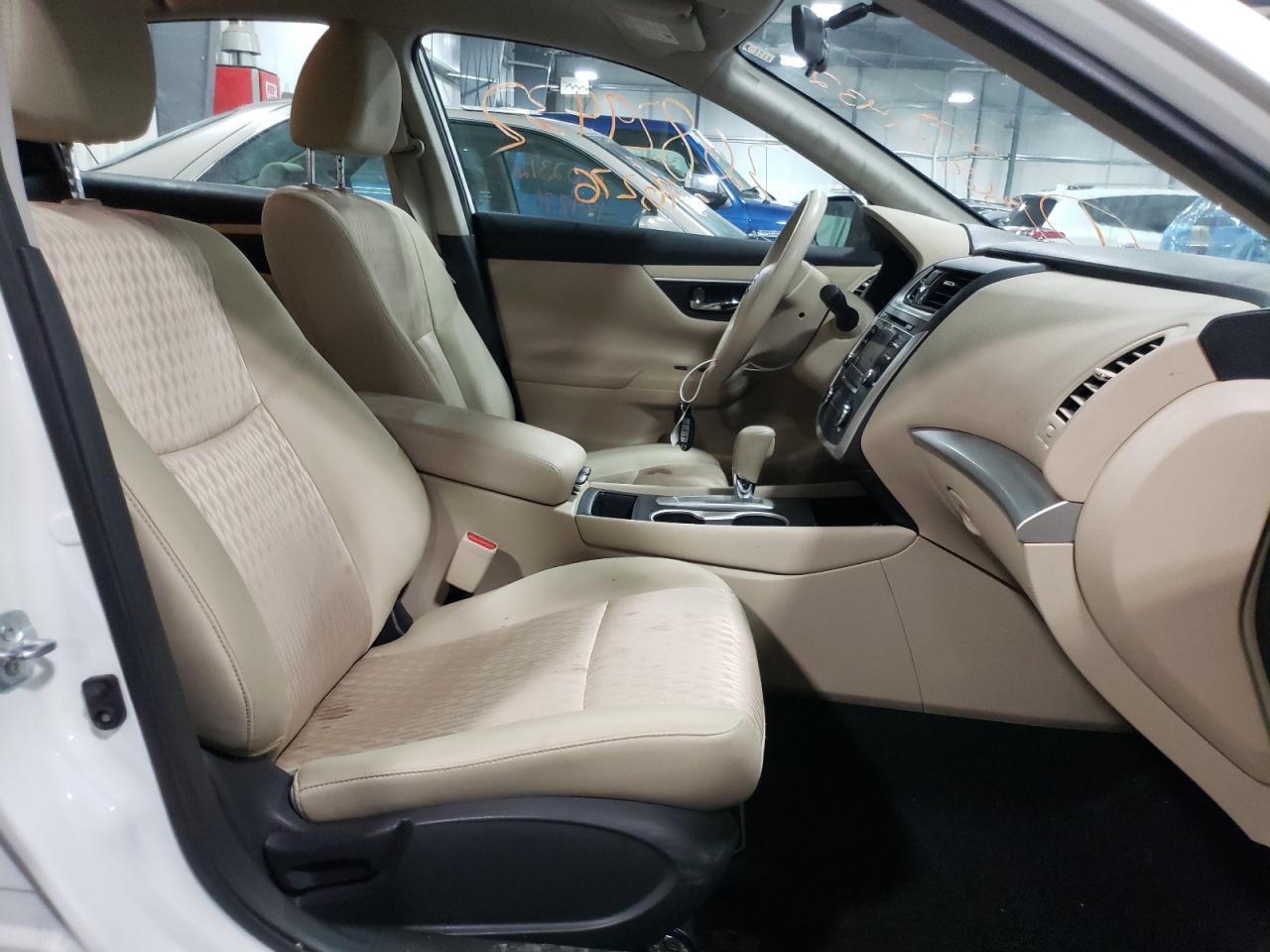 Photo 5 from auction – 2017 NISSAN ALTIMA 2.5 with VIN 1N4AL3AP1HC145234