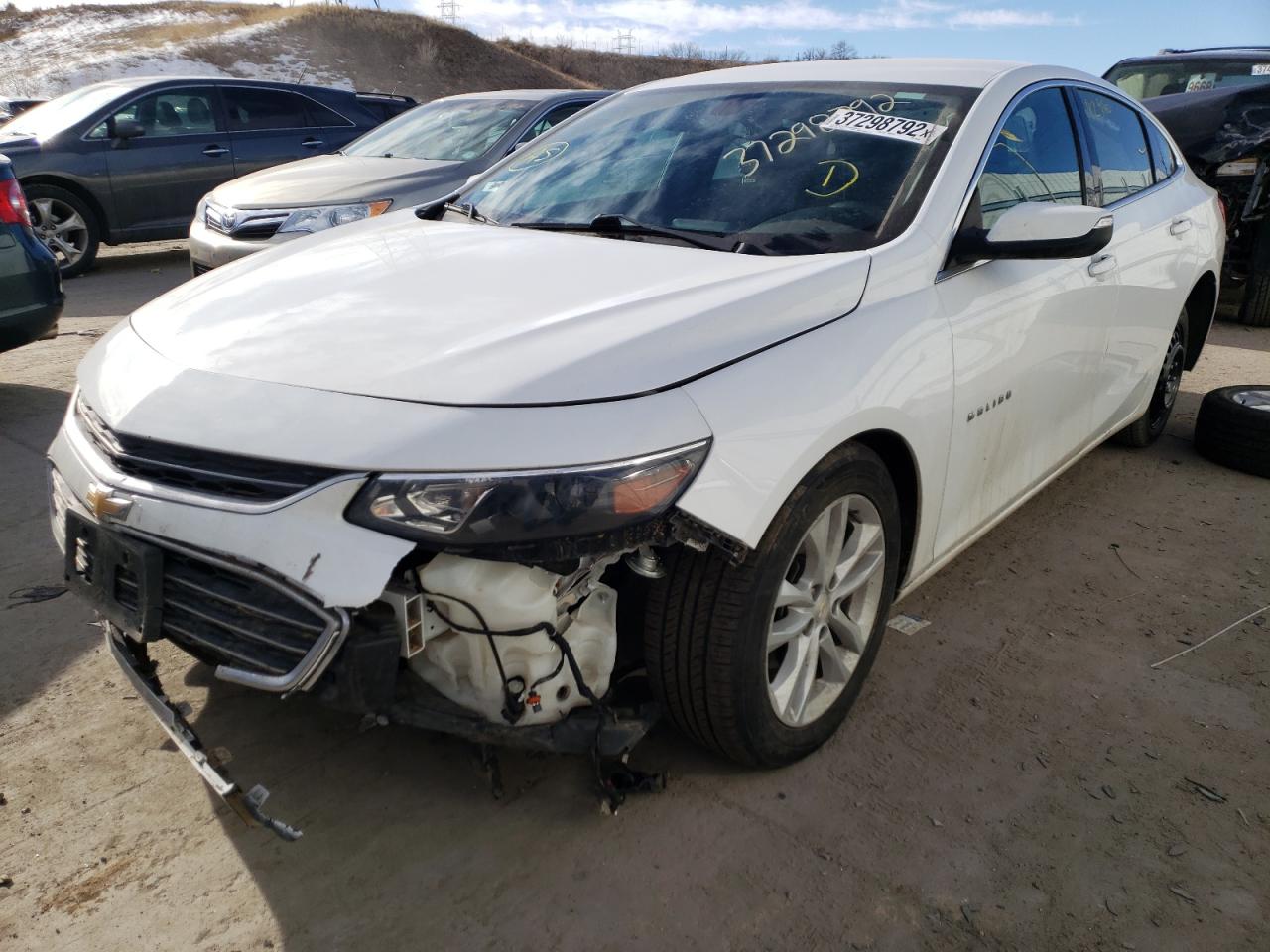 Photo 2 from auction – 2018 CHEVROLET MALIBU LT with VIN 1G1ZD5ST4JF263437