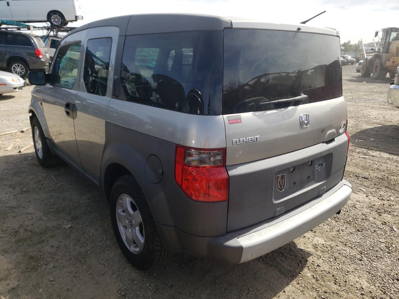 Photo 3 from auction – 2003 HONDA ELEMENT EX with VIN 5J6YH28653L047375