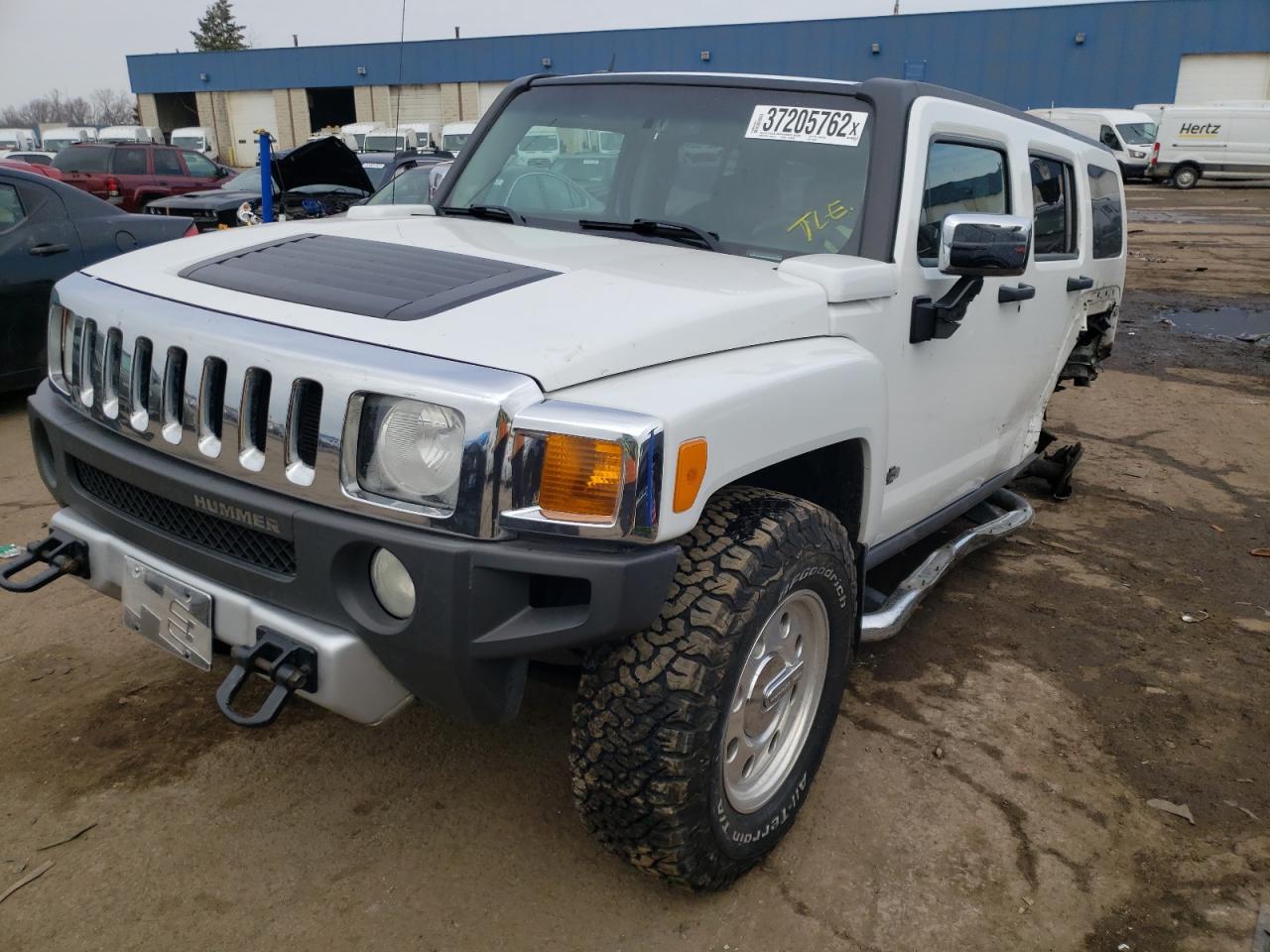 Photo 2 from auction – 2009 HUMMER H3 with VIN 5GTEN13E298110799