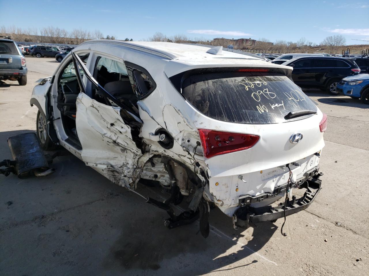 Photo 3 from auction – 2018 HYUNDAI TUCSON SEL with VIN KM8J3CA46JU685254