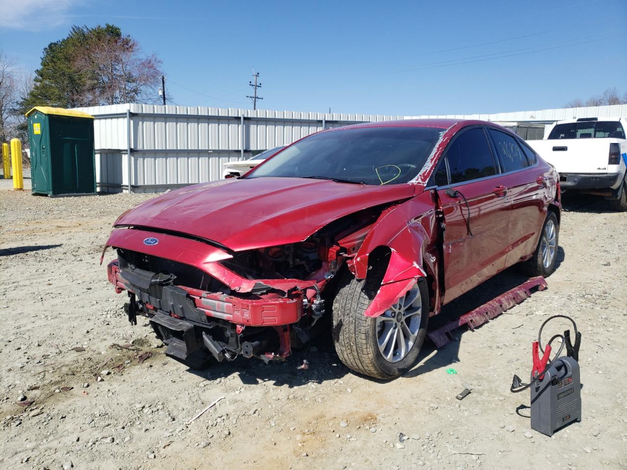 Photo 2 from auction – 2020 FORD FUSION SE with VIN 3FA6P0HD8LR228058
