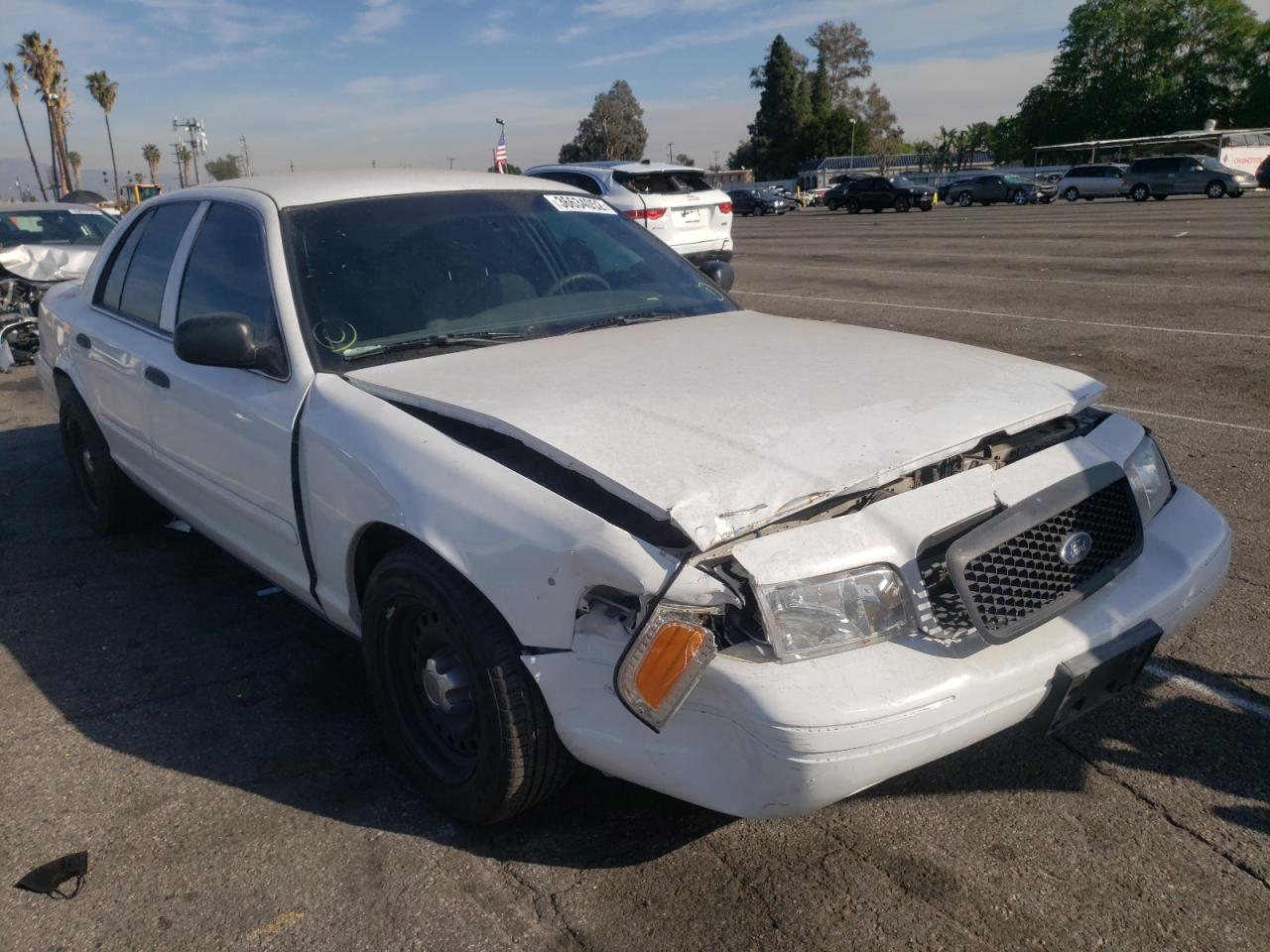 Photo 1 from auction – 2003 FORD CROWN VICT with VIN 2FAHP71W23X165523