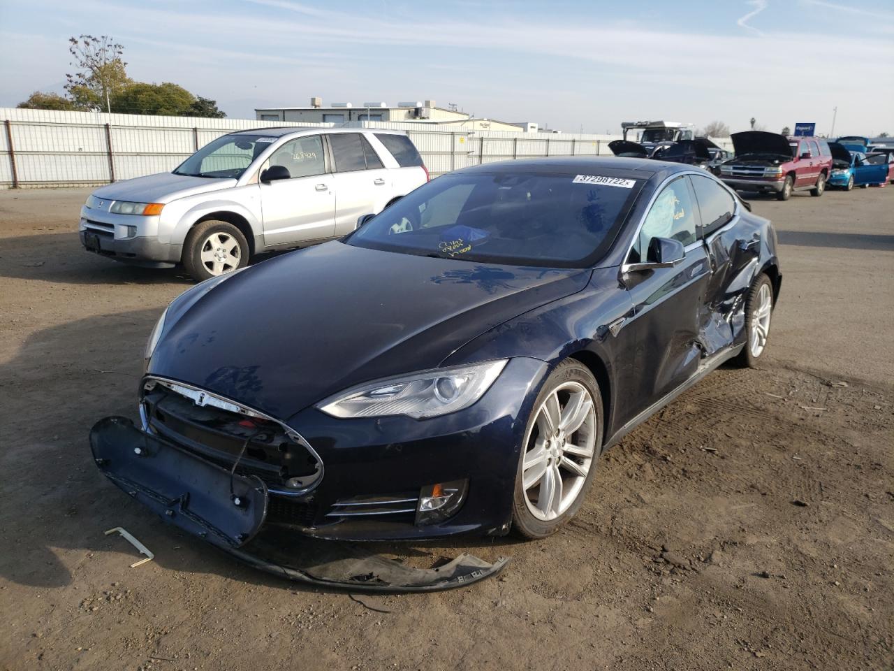 Photo 2 from auction – 2015 TESLA MODEL S 70 with VIN 5YJSA1S26FF086886