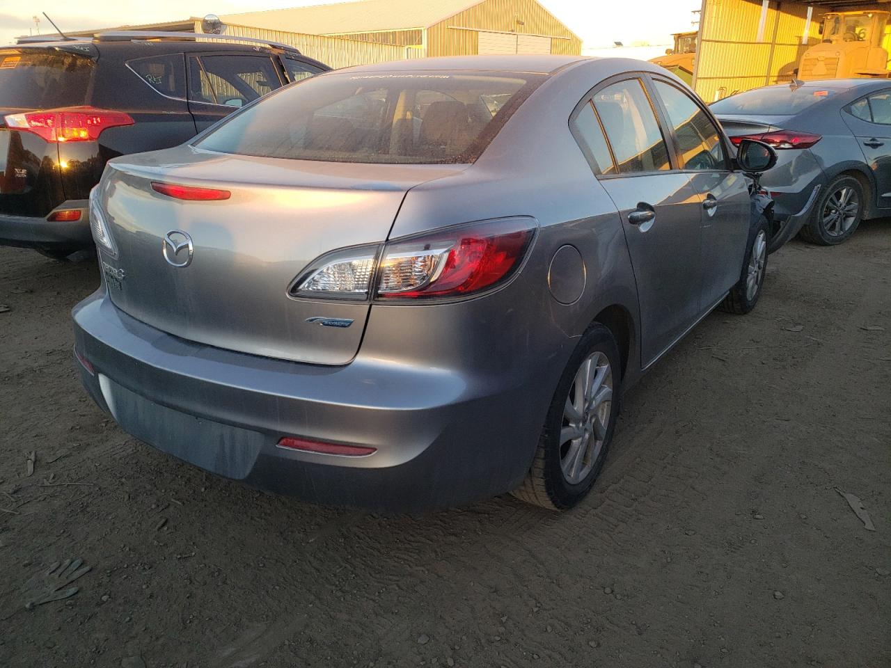 Photo 4 from auction – 2012 MAZDA 3 I with VIN JM1BL1V84C1599732
