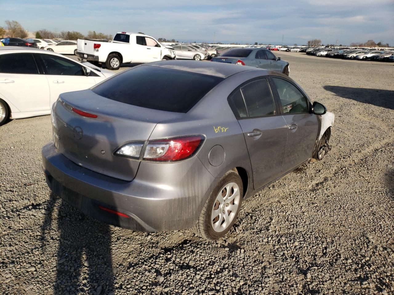 Zdjęcie 4 z aukcji – 2011 MAZDA 3 I z VIN JM1BL1UG8B1426724