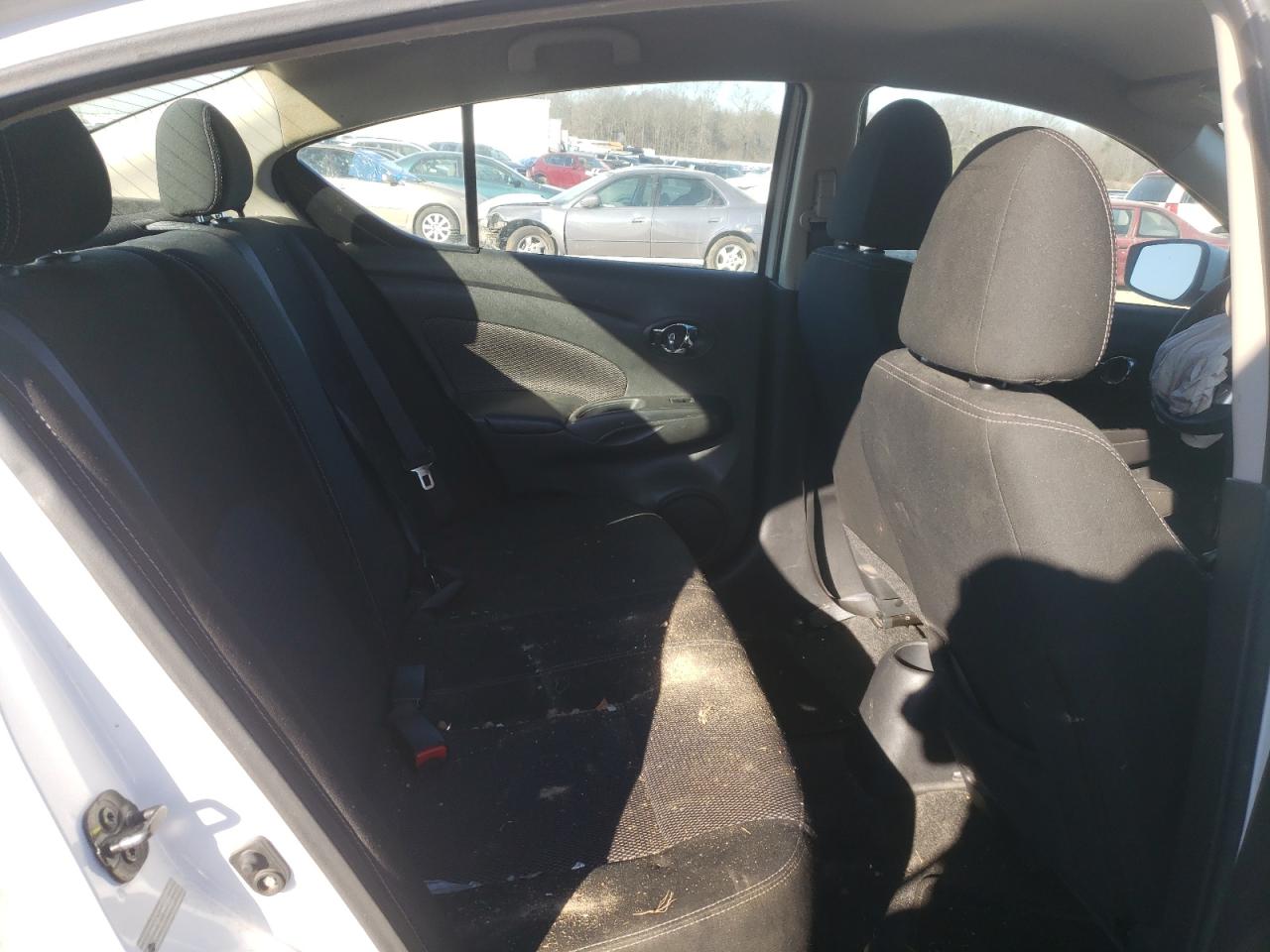 صورة رقم 6 من المزاد - 2018 NISSAN VERSA مع VIN 3N1CN7AP5JL810282