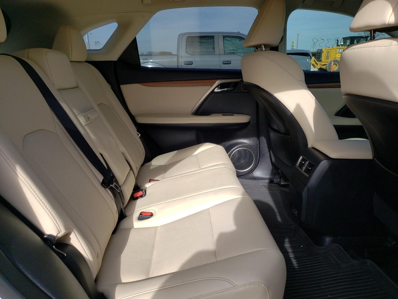 Photo 6 from auction – 2022 LEXUS RX 350 with VIN 2T2HZMAAXNC219581