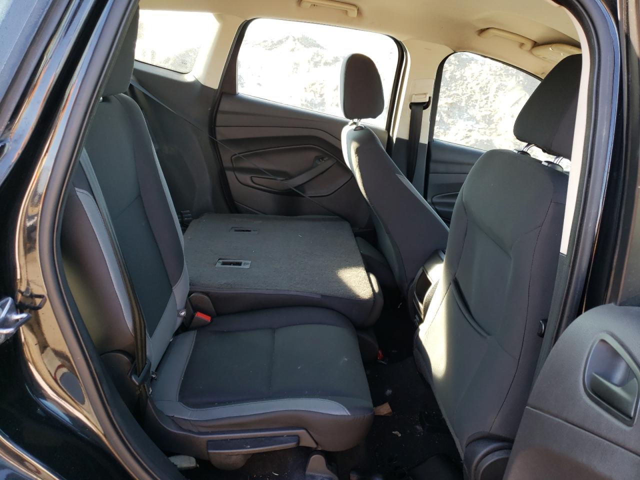 Photo 6 from auction – 2015 FORD ESCAPE S with VIN 1FMCU0F72FUC60161