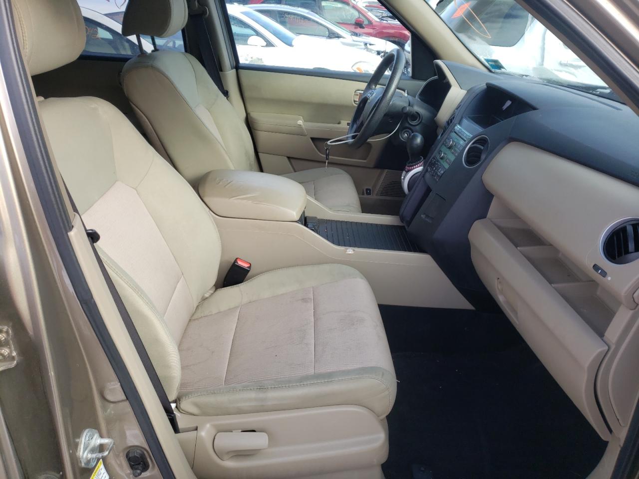 Photo 5 from auction – 2010 HONDA PILOT EX with VIN 5FNYF4H4XAB006133