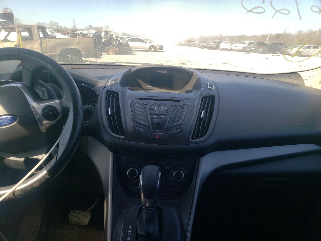Photo 9 from auction – 2015 FORD ESCAPE SE with VIN 1FMCU0G92FUB42238