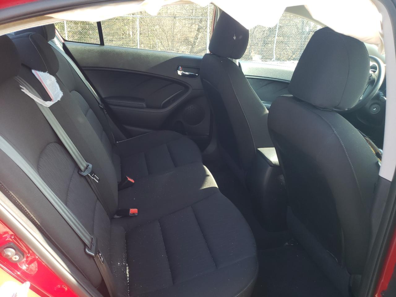 Photo 6 from auction – 2016 KIA FORTE LX with VIN KNAFK4A63G5474839