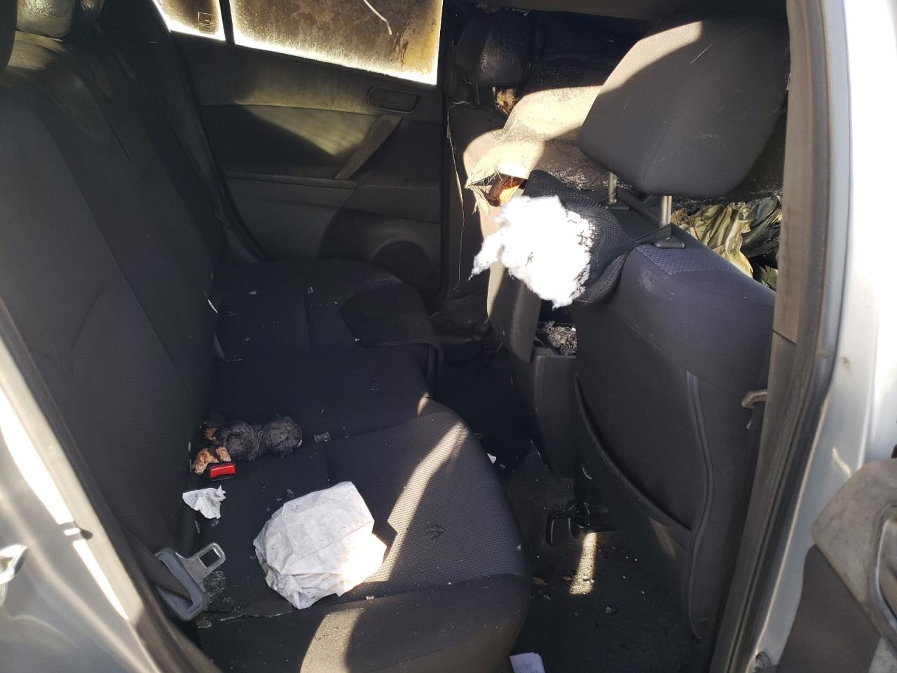 Zdjęcie 6 z aukcji – 2011 MAZDA 3 I z VIN JM1BL1UG8B1426724