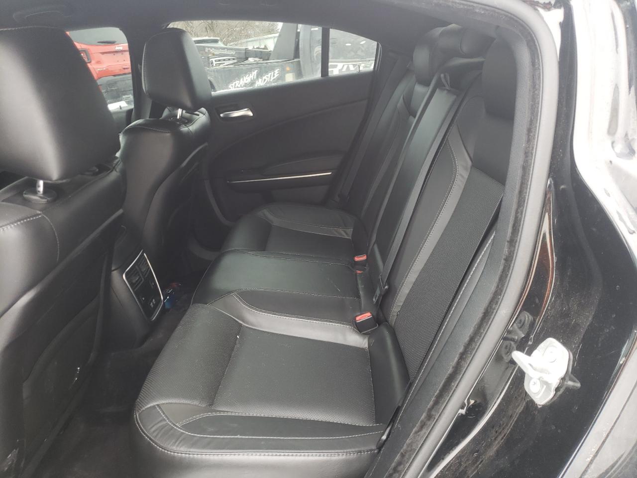 Photo 6 from auction – 2018 DODGE CHARGER GT with VIN 2C3CDXJG4JH207823