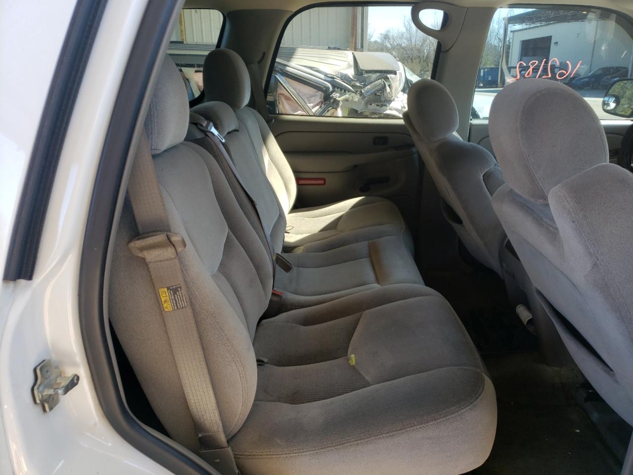 Photo 6 from auction – 2004 GMC YUKON with VIN 1GKEC13Z24J253791