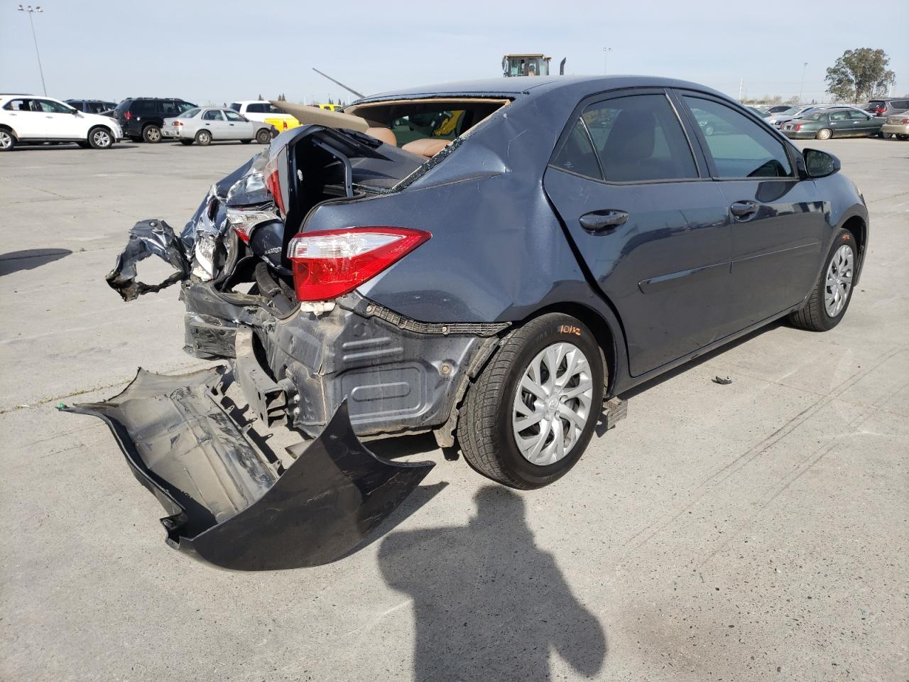 Photo 4 from auction – 2014 TOYOTA COROLLA L with VIN 2T1BURHE0EC005424
