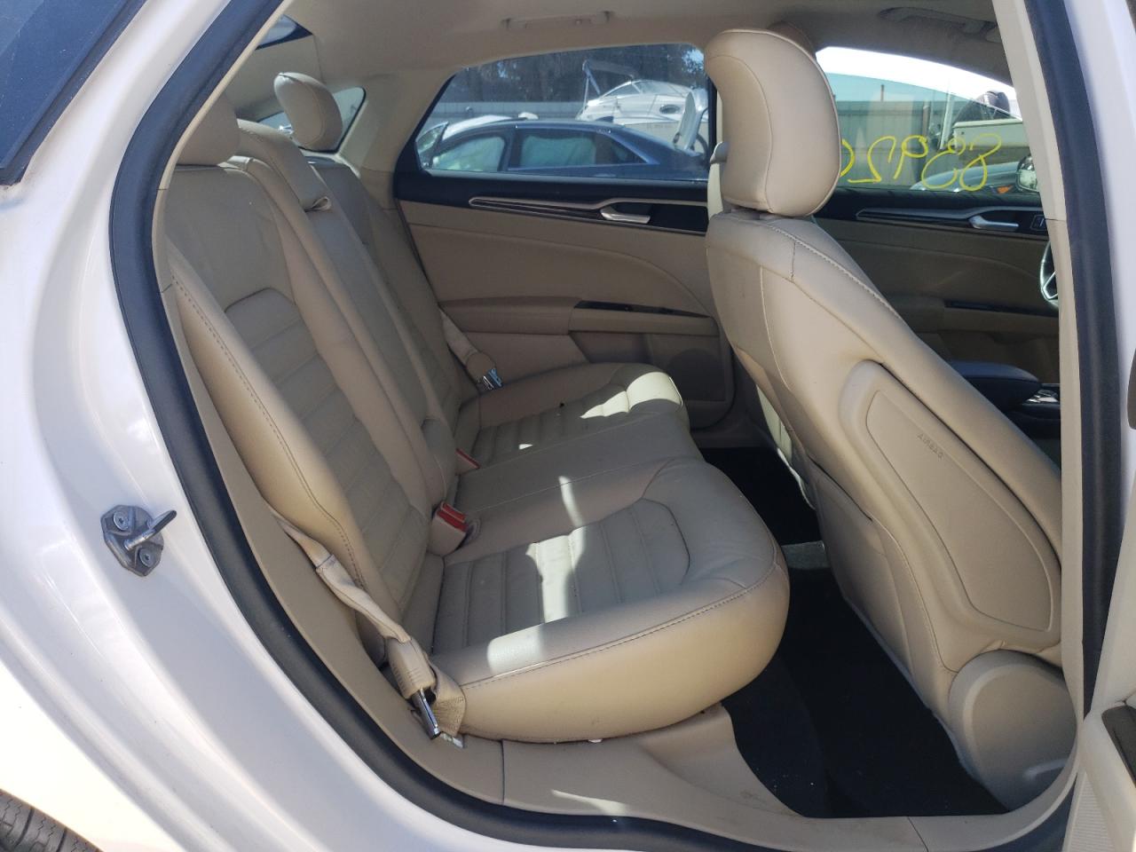 Photo 6 from auction – 2016 FORD FUSION SE with VIN 3FA6P0H93GR254858