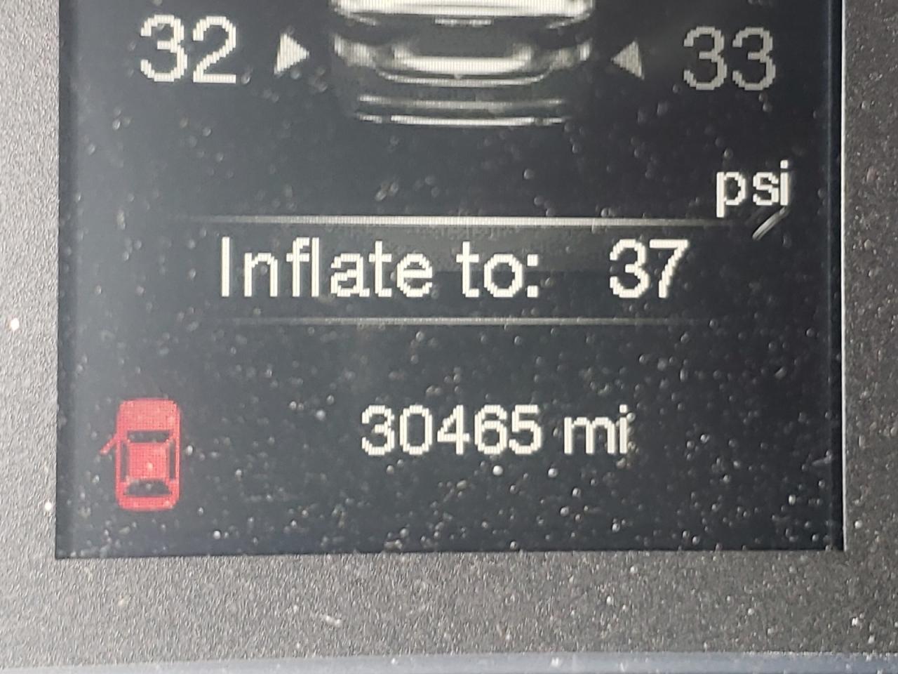 Photo 8 from auction – 2015 CHRYSLER 200 LIMITE with VIN 1C3CCCAB1FN563189
