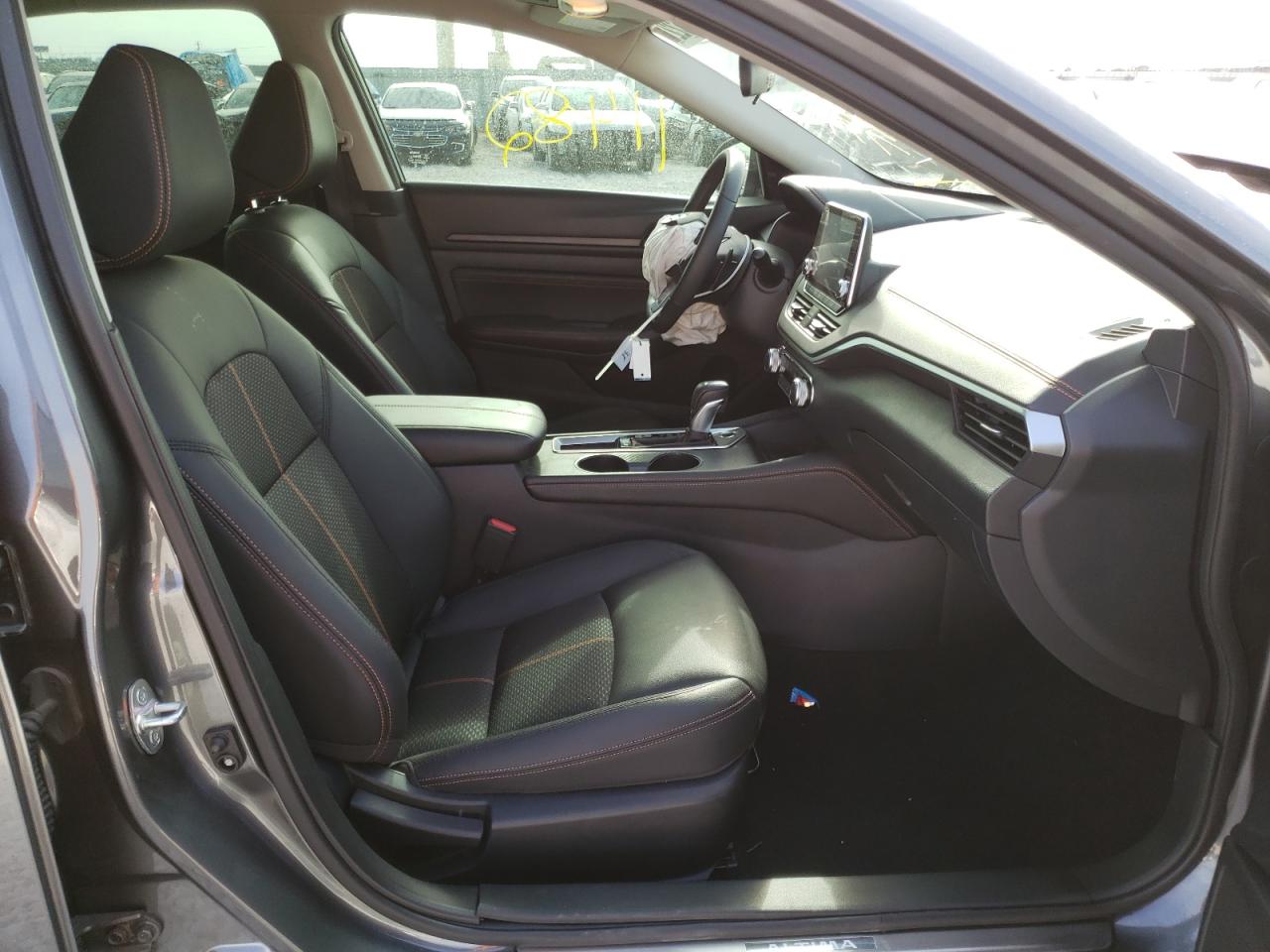 Photo 5 from auction – 2020 NISSAN ALTIMA SR with VIN 1N4BL4CV5LN301794