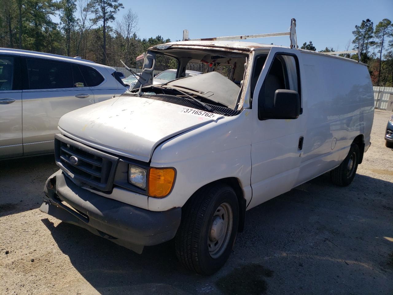 Photo 2 from auction – 2004 FORD ECONOLINE with VIN 1FTRE14W94HA04178