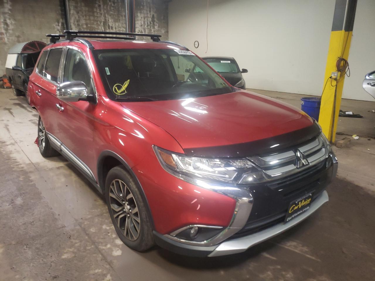 MITSUBISHI OUTLANDER 2016 with VIN JA4AD3A37GZ016697 - Photo from auction