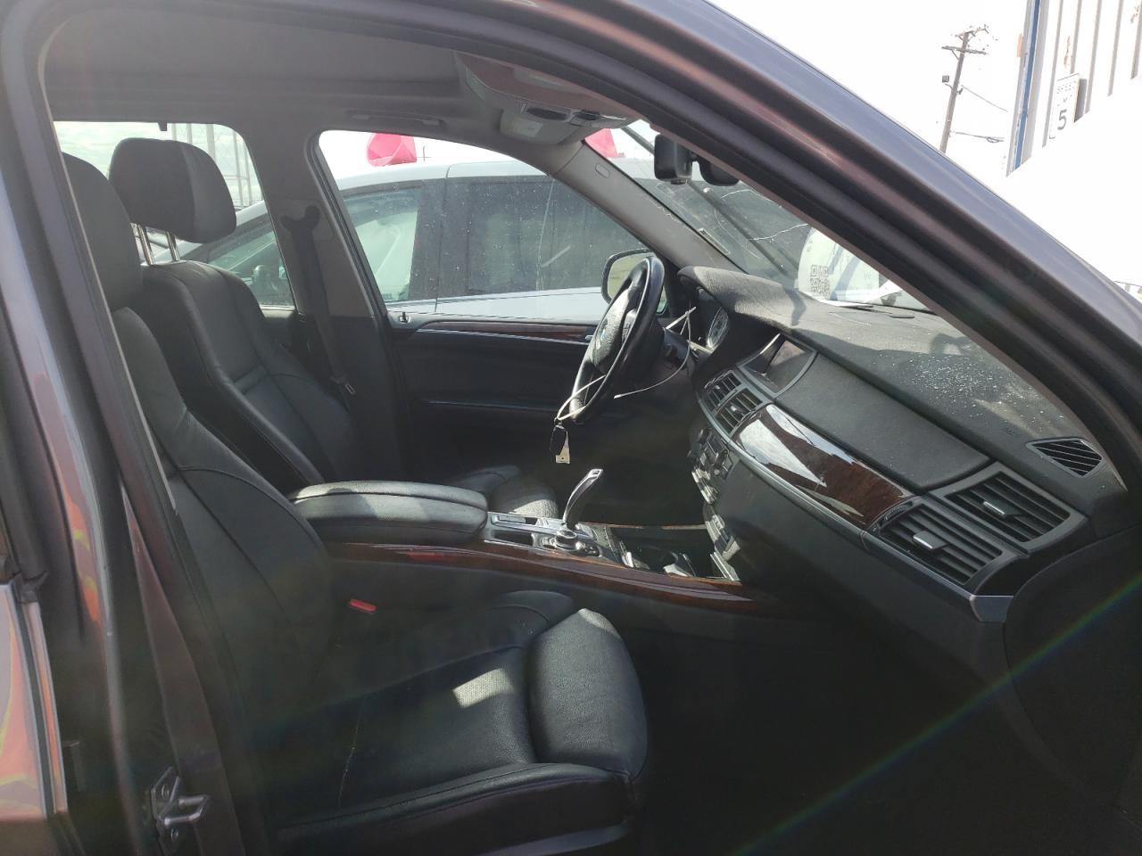 Photo 5 from auction – 2012 BMW X5 XDRIVE3 with VIN 5UXZW0C50CL673028