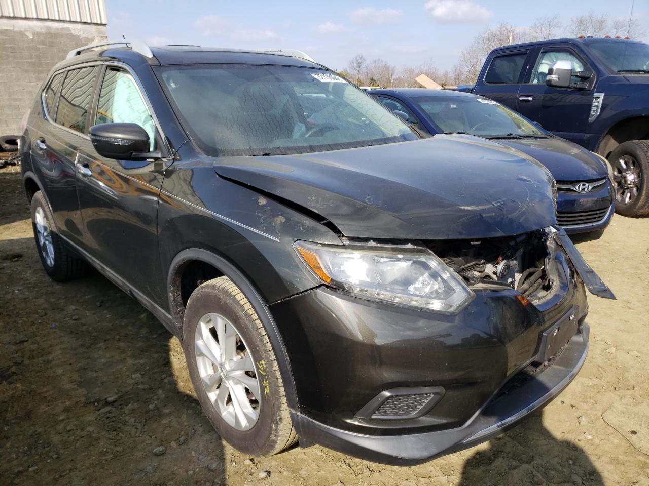 NISSAN ROGUE S 2016 with VIN 5N1AT2MV4GC809289 - Photo from auction