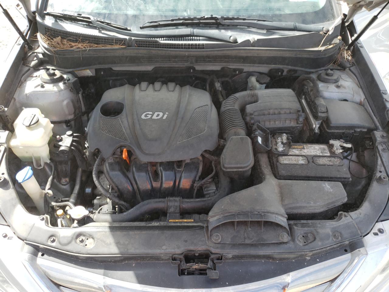 Photo 7 from auction – 2012 HYUNDAI SONATA SE with VIN 5NPEC4AC1CH492283