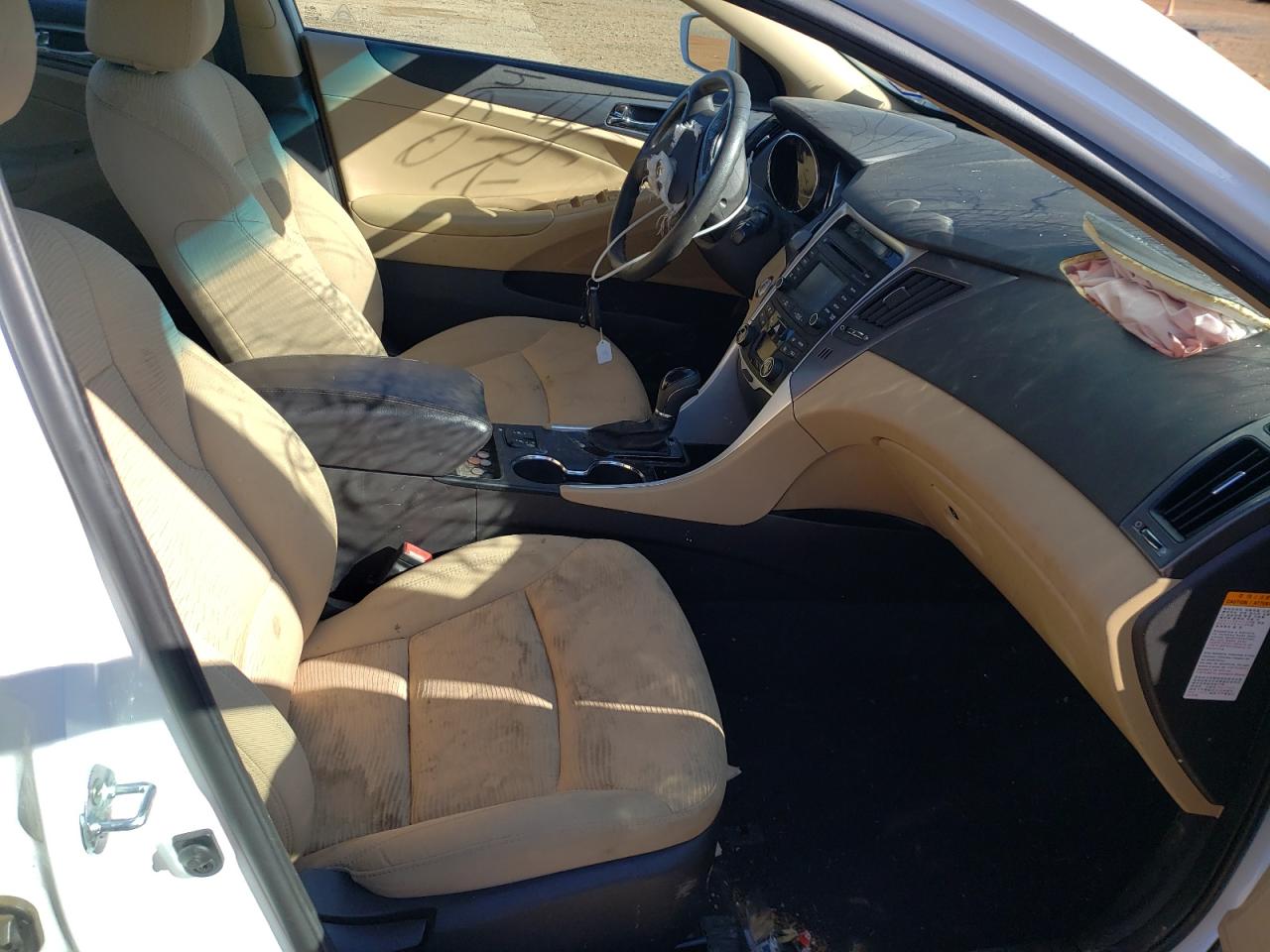 Photo 5 from auction – 2015 HYUNDAI SONATA with VIN KMHEC4A46FA120745