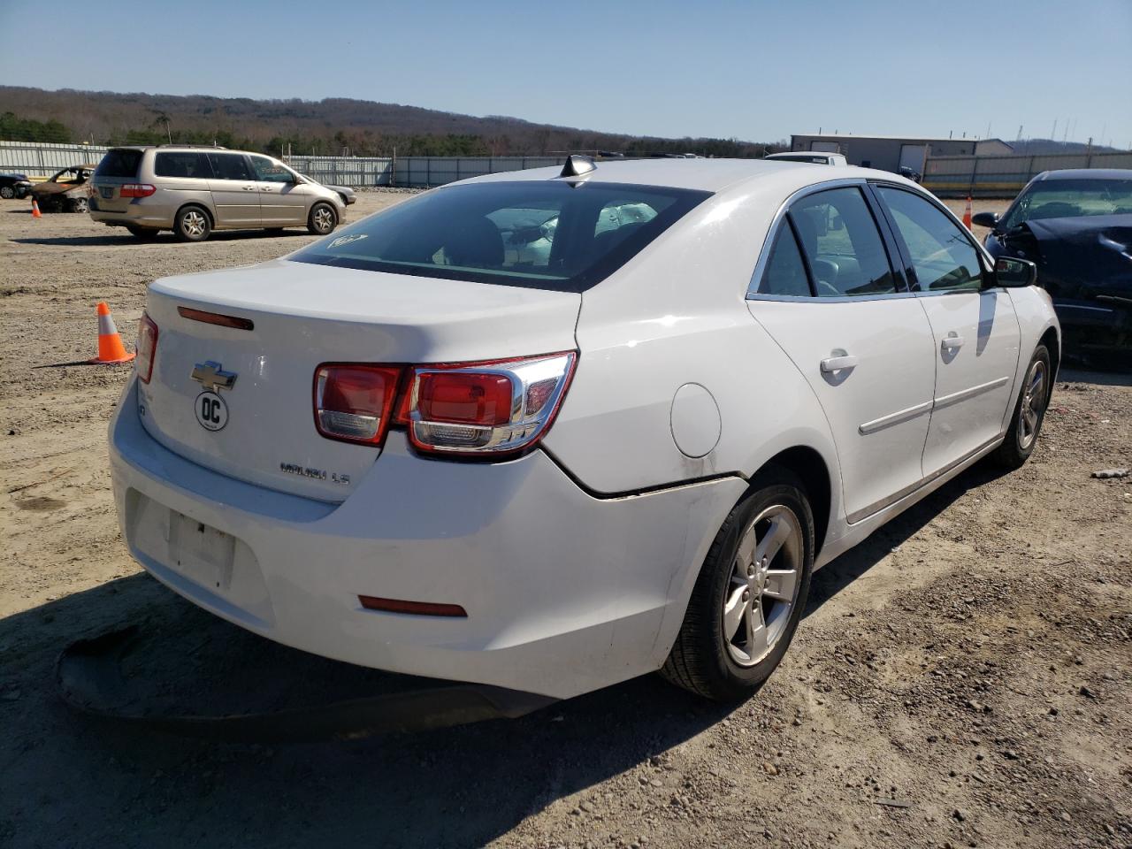 Photo 4 from auction – 2014 CHEVROLET MALIBU LS with VIN 1G11B5SL9EF247758