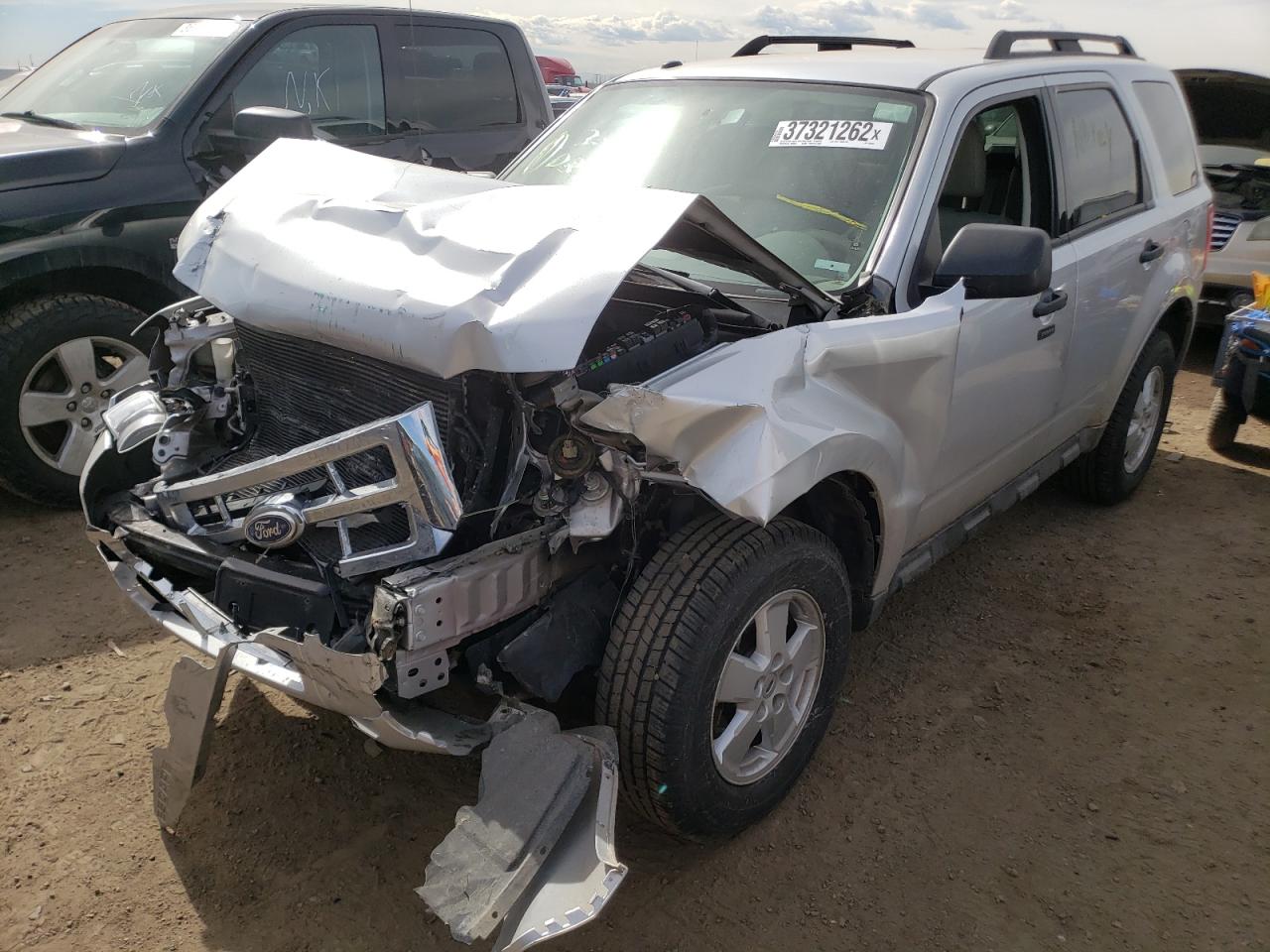 Photo 2 from auction – 2010 FORD ESCAPE XLT with VIN 1FMCU9DG8AKC63089